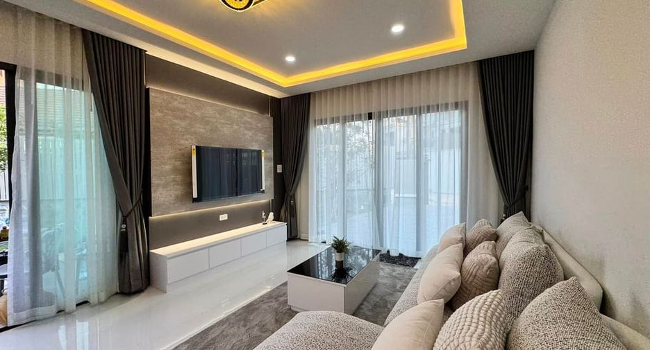 À louer 3 chambres villa à East Pattaya, Pattaya