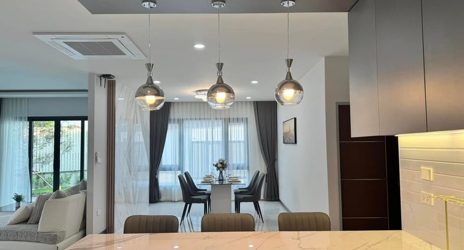 À louer 3 chambres villa à East Pattaya, Pattaya