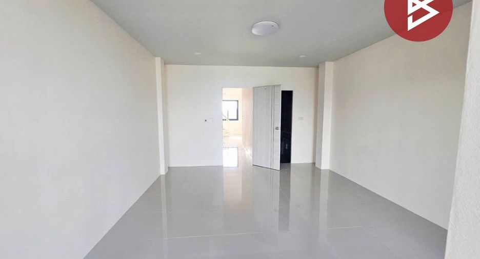 For sale 3 bedrooms retail Space in Mueang Chachoengsao, Chachoengsao