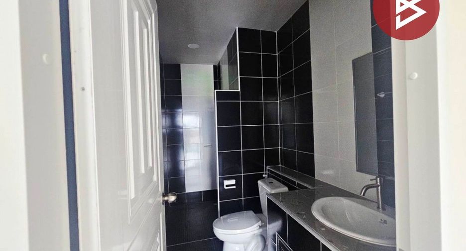 For sale 3 bedrooms retail Space in Mueang Chachoengsao, Chachoengsao