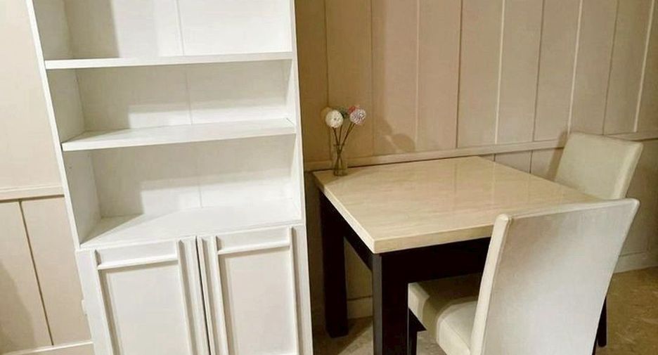 Wohnung zur Miete mit 1 Zimmer in Khlong Toei, Bangkok