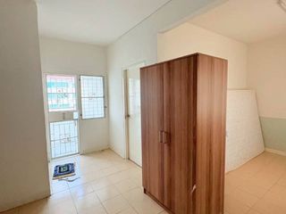 Condo en venta de 1 habitaciones en Bang Sao Thong, Samut Prakan