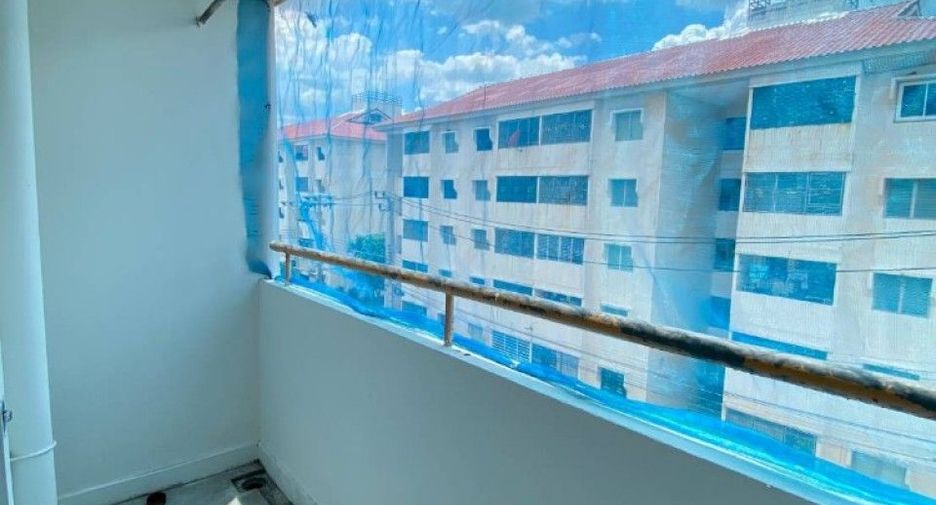 For sale 1 bed condo in Bang Sao Thong, Samut Prakan