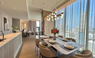 For rent 3 bedrooms condo in Khlong Toei, Bangkok