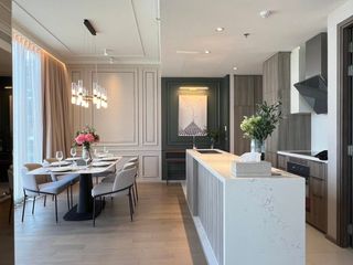 For rent 3 bedrooms condo in Khlong Toei, Bangkok