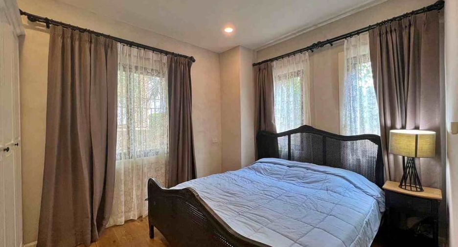 For rent 3 ベッドルーム villa in Sattahip, Chonburi