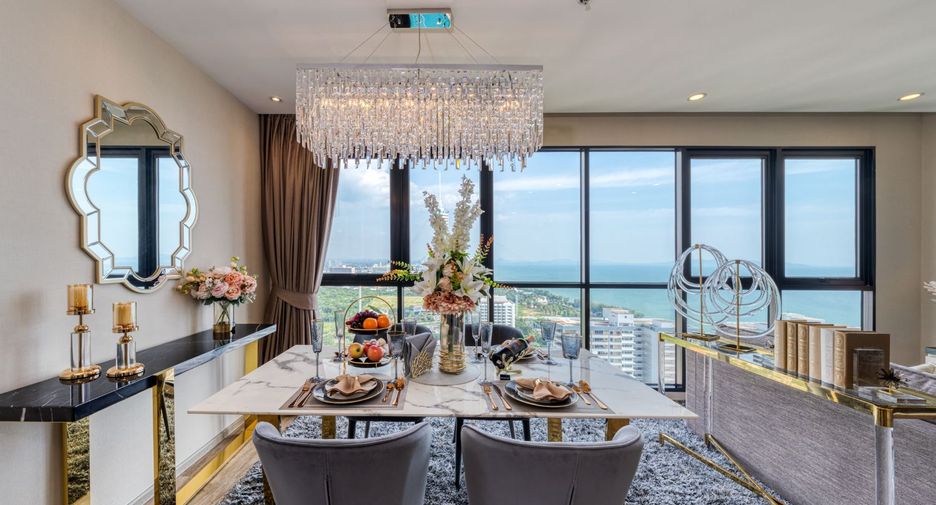 For sale 2 bedrooms condo in Pratumnak, Pattaya