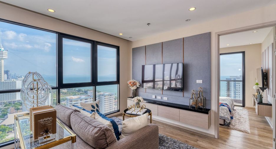 For sale 2 bedrooms condo in Pratumnak, Pattaya