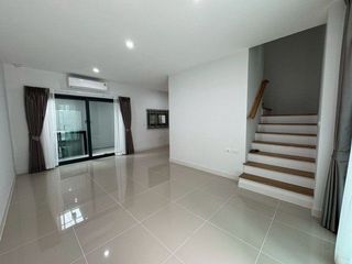 ให้เช่า 3 ห้องนอน บ้านเดี่ยว ใน บางบัวทอง, นนทบุรี
