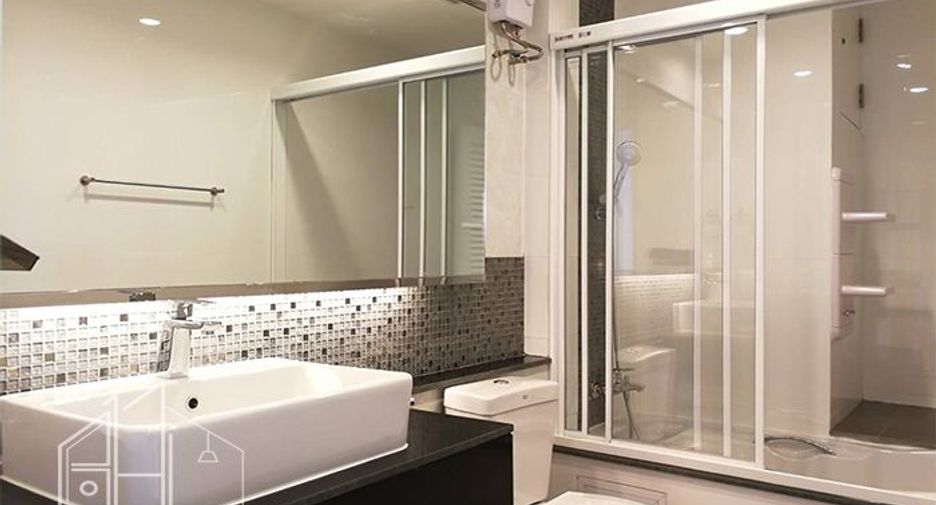 Condo en alquiler de 2 habitaciones en Watthana, Bangkok