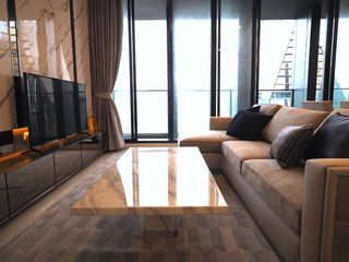 Condo en alquiler de 2 habitaciones en Pathum Wan, Bangkok