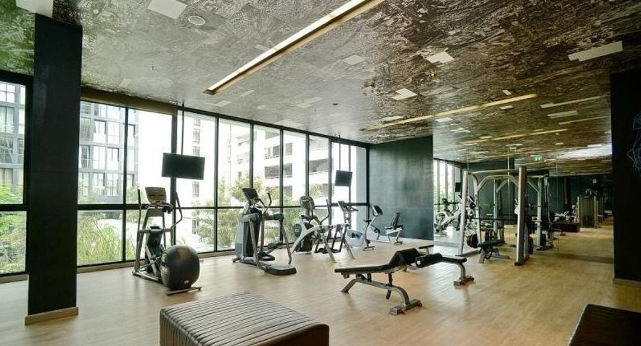 For rent 2 ベッドルーム condo in Pathum Wan, Bangkok