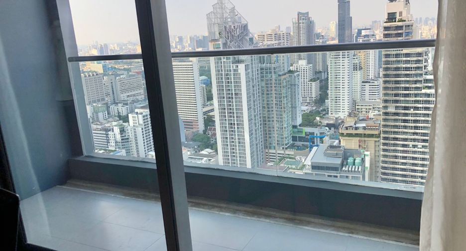 À louer 3 chambres condo à Khlong Toei, Bangkok