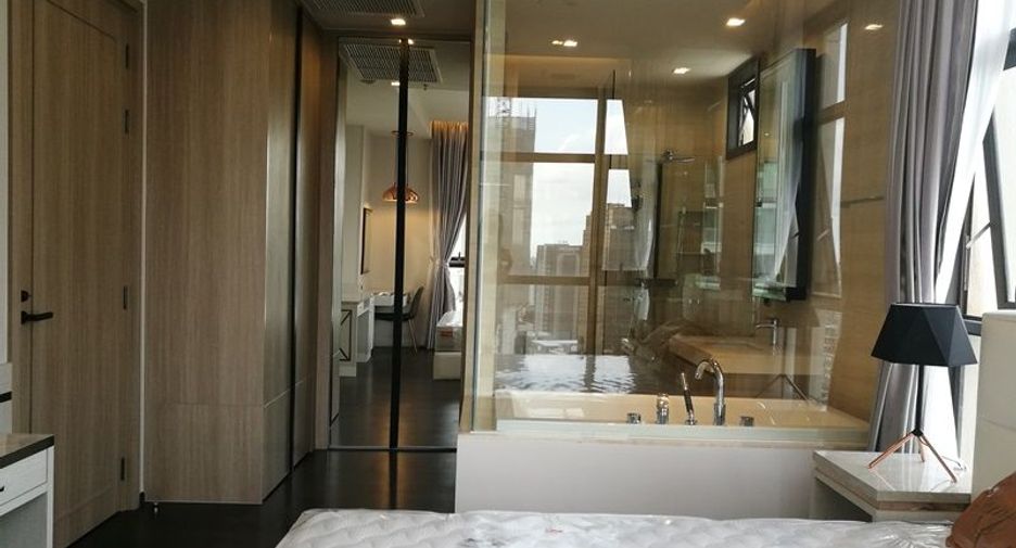 Condo en alquiler de 2 habitaciones en Khlong Toei, Bangkok