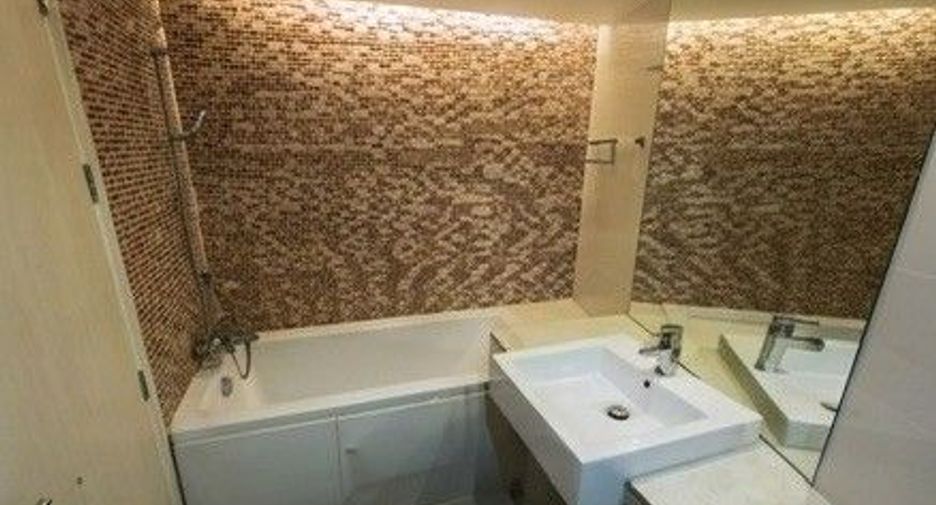 À vendre 1 chambre condo à Watthana, Bangkok