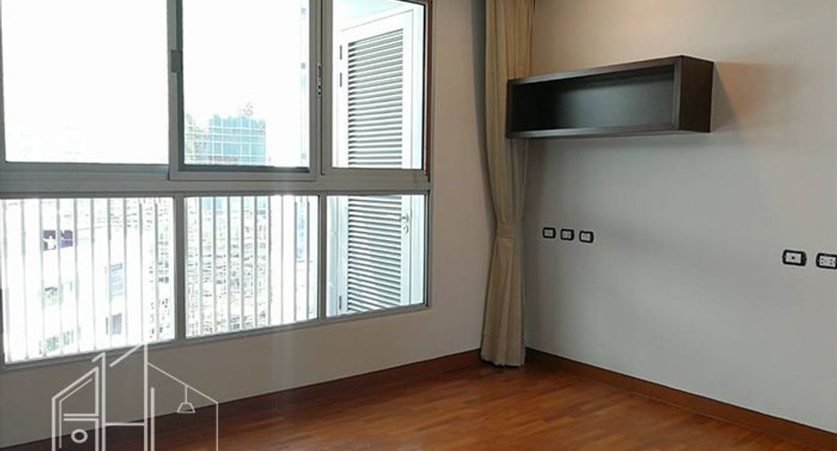 À louer 3 chambres condo à Watthana, Bangkok