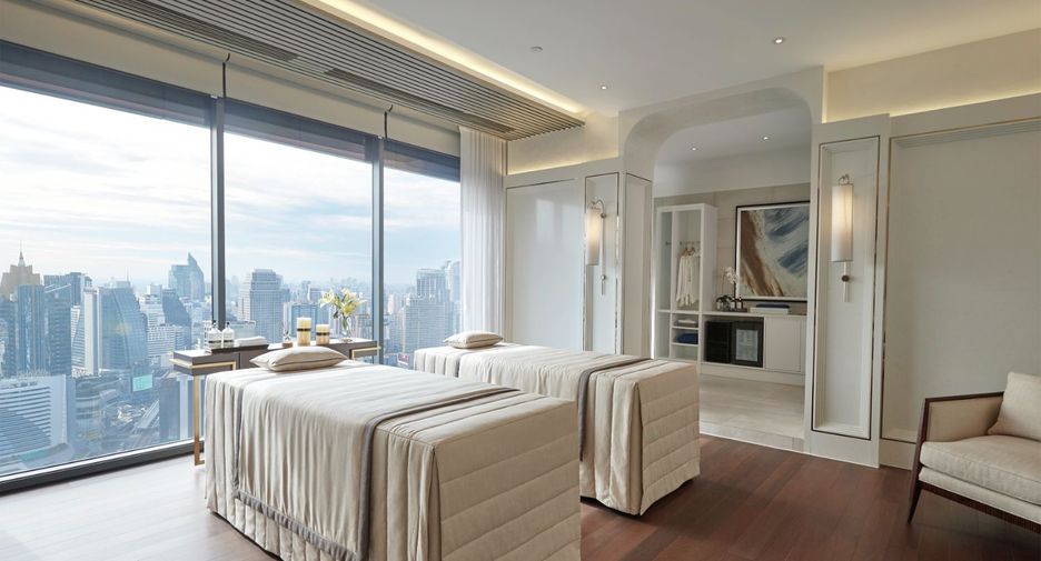 Condo en alquiler de 2 habitaciones en Khlong Toei, Bangkok