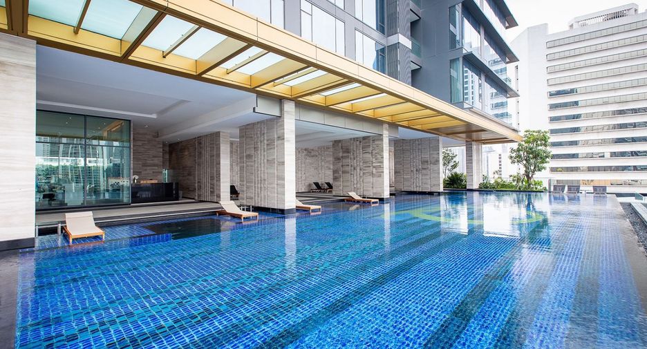 Condo en alquiler de 2 habitaciones en Khlong Toei, Bangkok