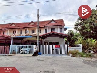 出售 3 卧室 联排别墅 在 Khlong Sam Wa, 曼谷