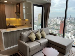 À louer 2 chambres condo à Khlong Toei, Bangkok