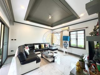 À louer 4 chambres villa à Huay Yai, Pattaya