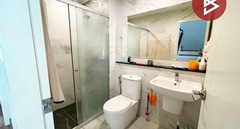 For sale 4 bedrooms townhouse in Bang Phli, Samut Prakan