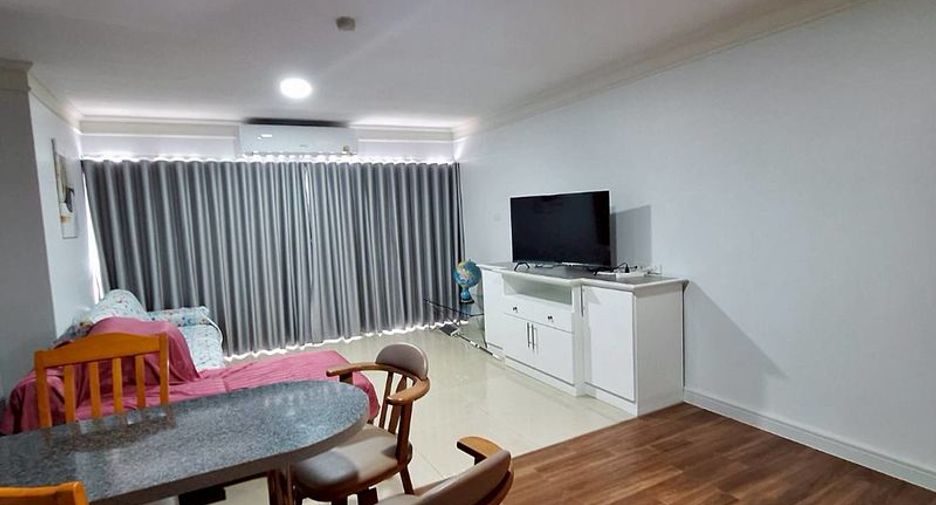 For rent 2 bedrooms condo in Si Racha, Chonburi