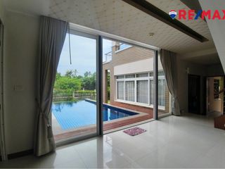 For rent 4 bedrooms house in Na Jomtien, Pattaya