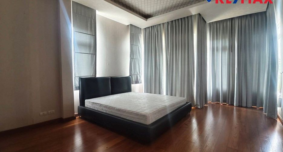 出租 4 卧室 独立屋 在 Sattahip, Chon Buri