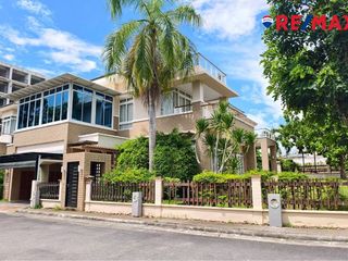 For rent 4 bedrooms house in Na Jomtien, Pattaya