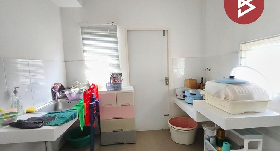 Haus zum Kauf mit 3 Zimmer in Mueang Nakhon Ratchasima, Nakhon Ratchasima