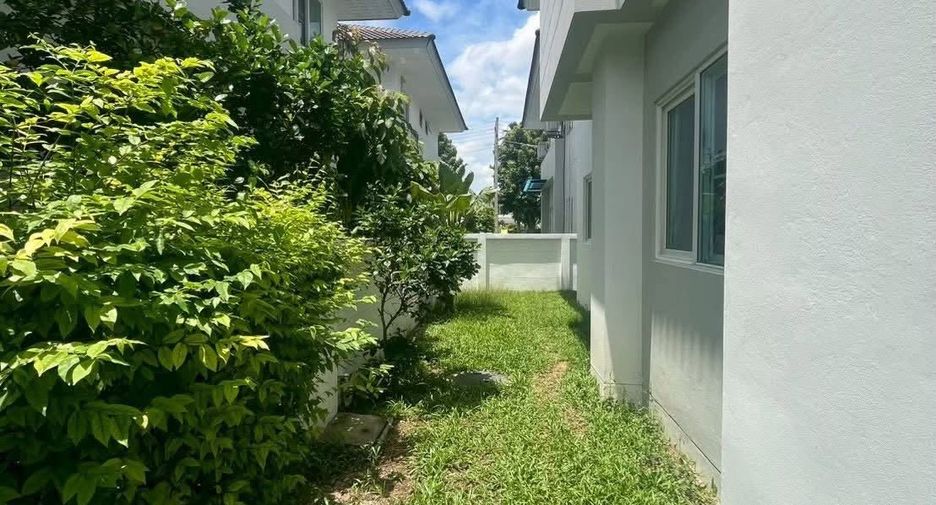 For rent 3 bedrooms house in Mueang Chiang Mai, Chiang Mai