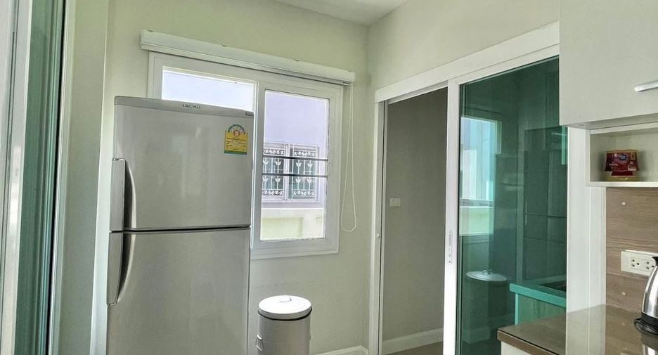 For rent 3 bedrooms house in Mueang Chiang Mai, Chiang Mai