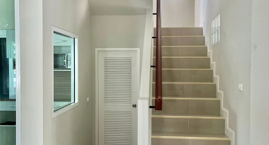 For rent 3 bedrooms house in Mueang Chiang Mai, Chiang Mai