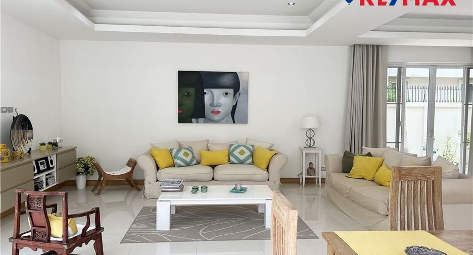 For sale 3 ベッドルーム house in East Pattaya, Pattaya