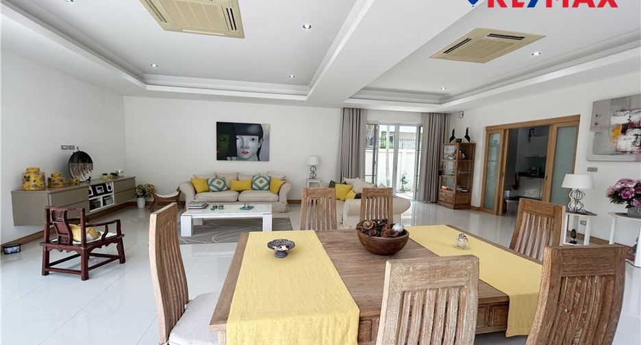 For sale 3 ベッドルーム house in East Pattaya, Pattaya