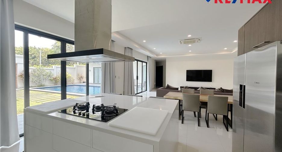 For sale 3 bedrooms house in East Pattaya, Pattaya