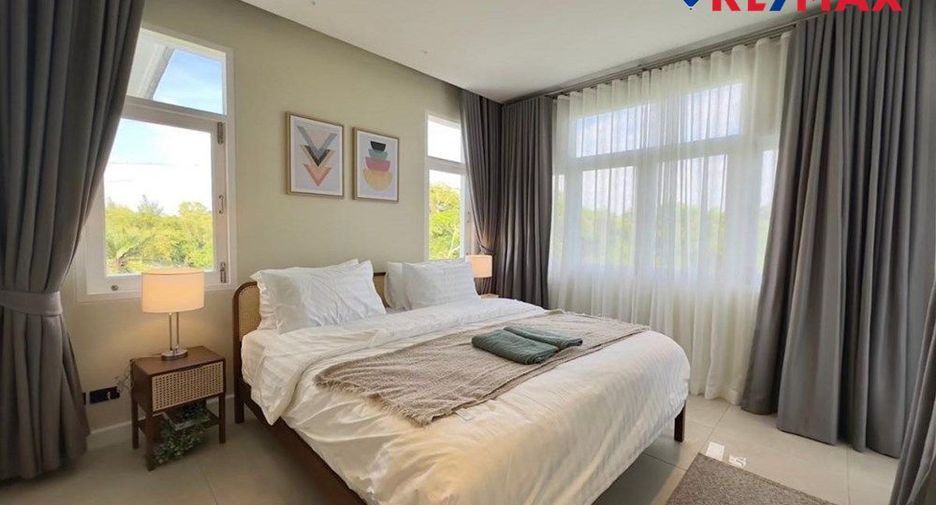 Haus zum Kauf mit 5 Zimmer in Sattahip, Chonburi