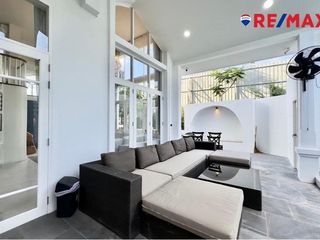 Haus zum Kauf mit 5 Zimmer in Na Jomtien, Pattaya