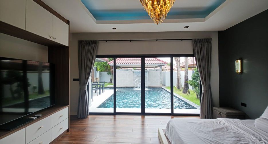 For sale 3 bedrooms villa in Huay Yai, Pattaya