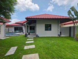 Villa en venta de 3 habitaciones en Bang Lamung, Chonburi