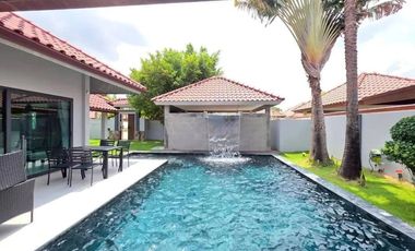 À vendre 3 chambres villa à Huay Yai, Pattaya