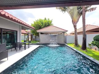Villa en venta de 3 habitaciones en Bang Lamung, Chonburi