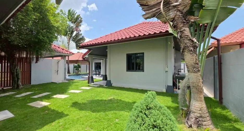 For sale 3 bedrooms villa in Huay Yai, Pattaya