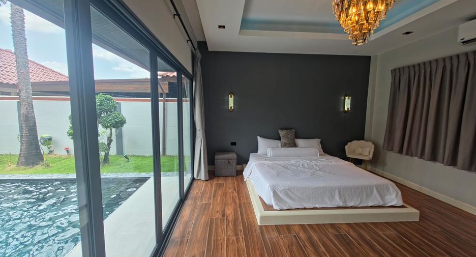 For sale 3 bedrooms villa in Huay Yai, Pattaya