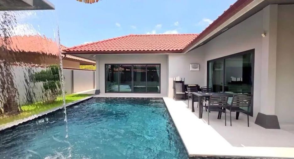 For sale 3 bedrooms villa in Huay Yai, Pattaya