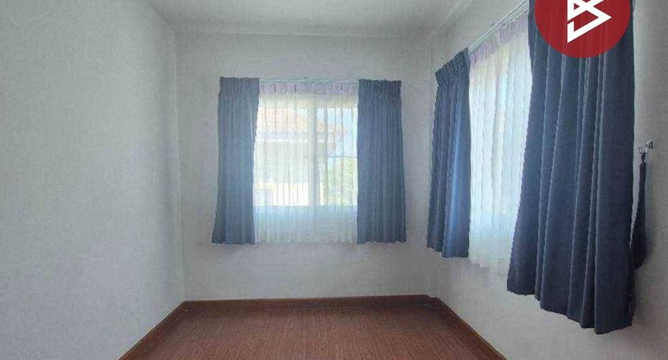 Casa adosada en venta de 3 habitaciones en Mueang Chon Buri, Chonburi