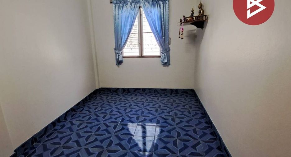 Casa adosada en venta de 3 habitaciones en Mueang Chon Buri, Chonburi