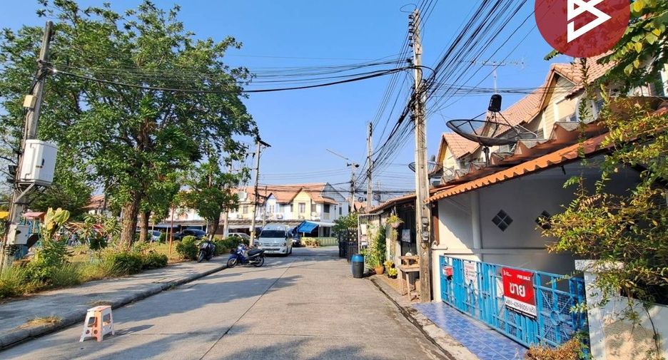 Casa adosada en venta de 3 habitaciones en Mueang Chon Buri, Chonburi