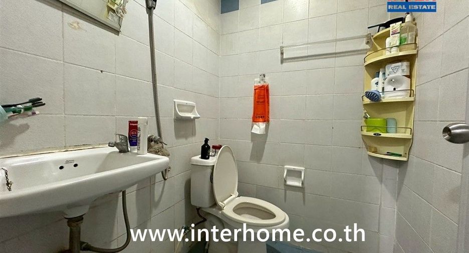 For sale 2 bedrooms townhouse in Bang Phli, Samut Prakan